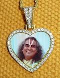Pendentif guruji