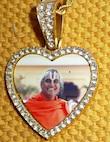 Pendentif guruji1